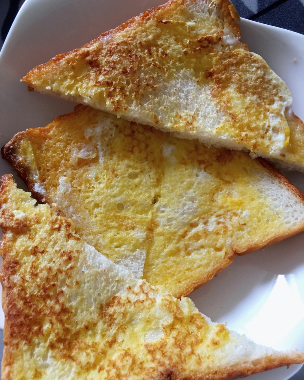 木易乐乐做的简单早餐——切片面包