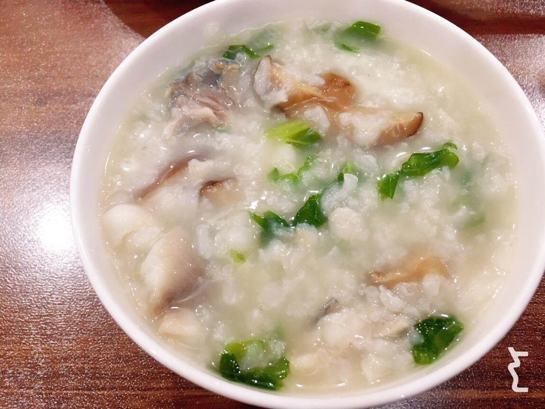 香菇鱼片粥