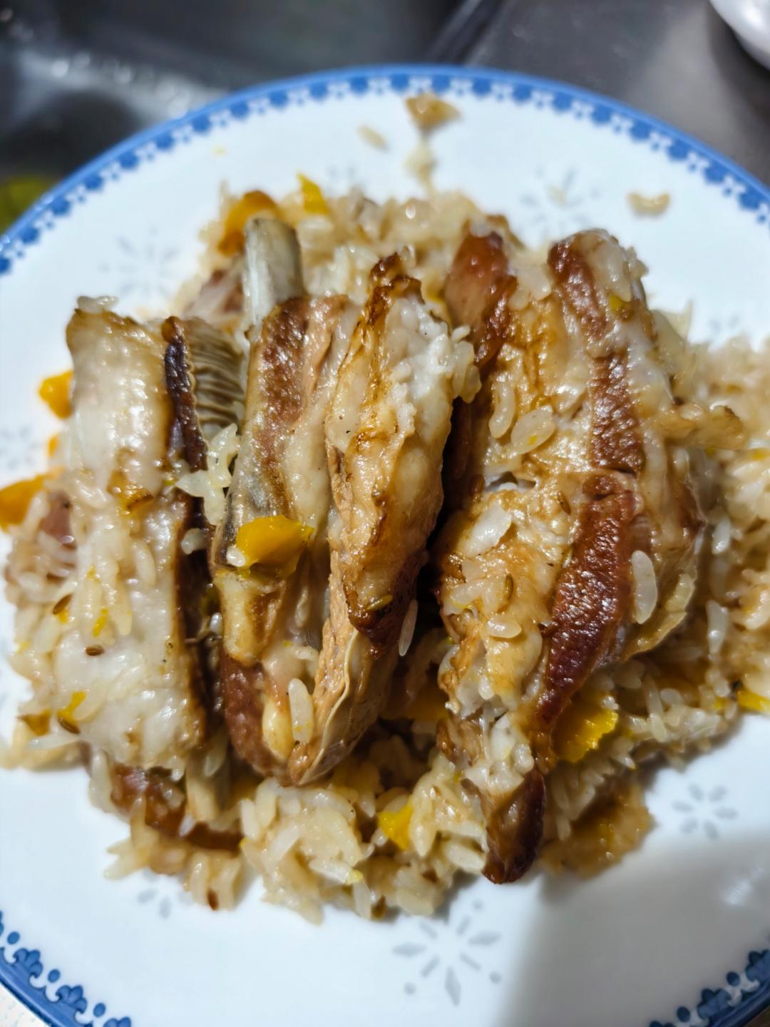 新疆羊排手抓饭