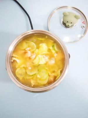 夏季靓汤丨青瓜虾滑鸡蛋汤的做法 步骤5