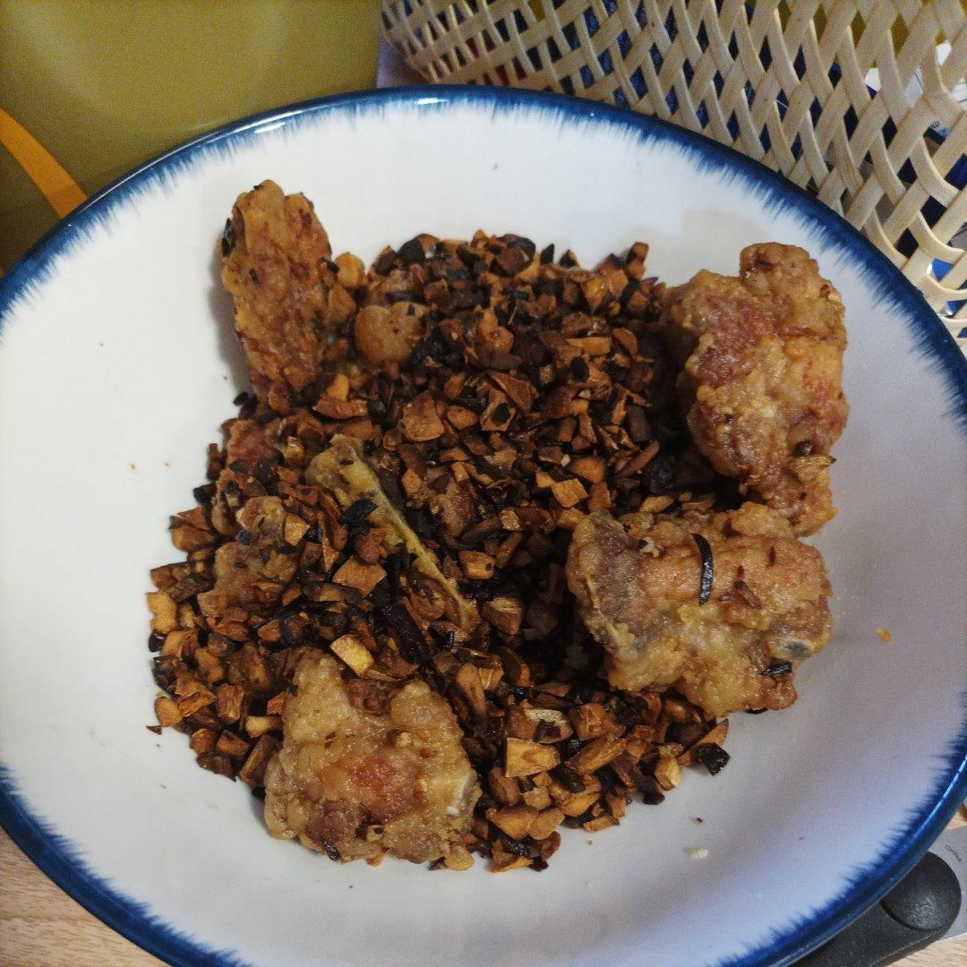 金牌蒜香排骨