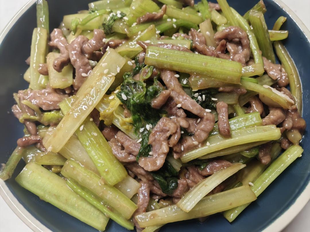 芹菜炒牛肉