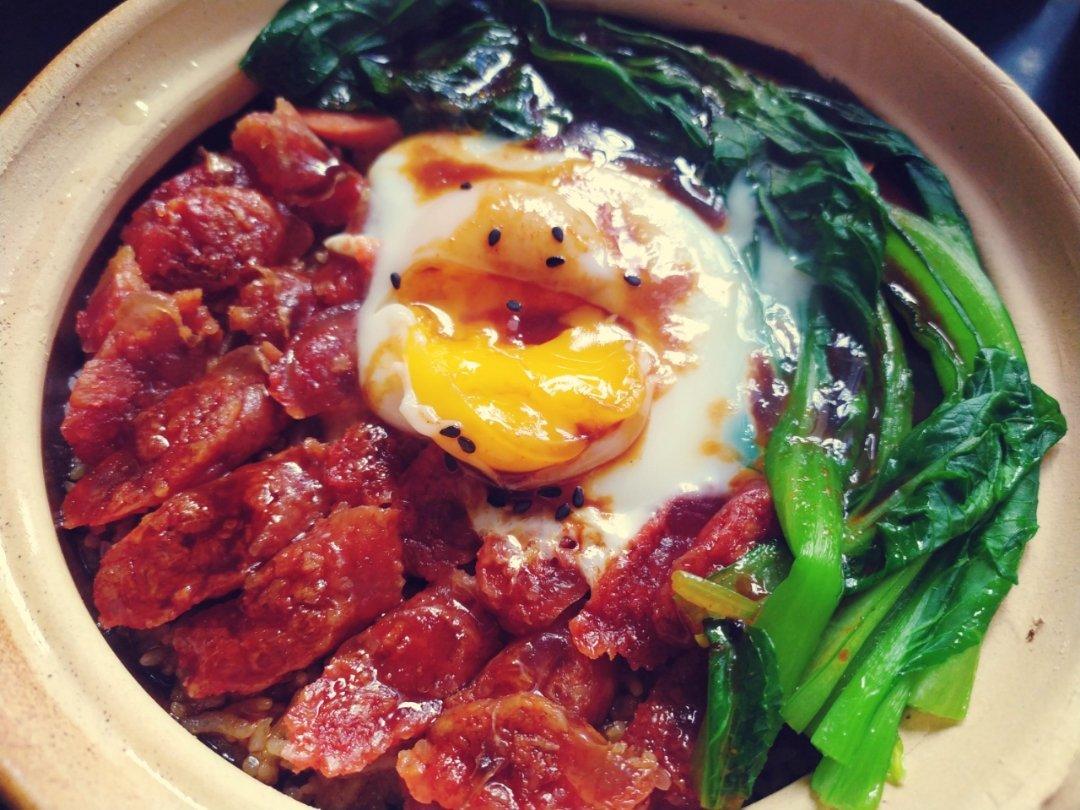 正宗广式腊味煲仔饭