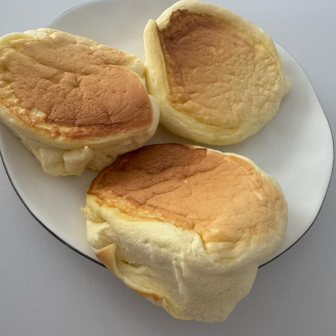 10分钟搞定网红舒芙蕾松饼🥞超松软『步骤详细附视频』『平底锅美食』