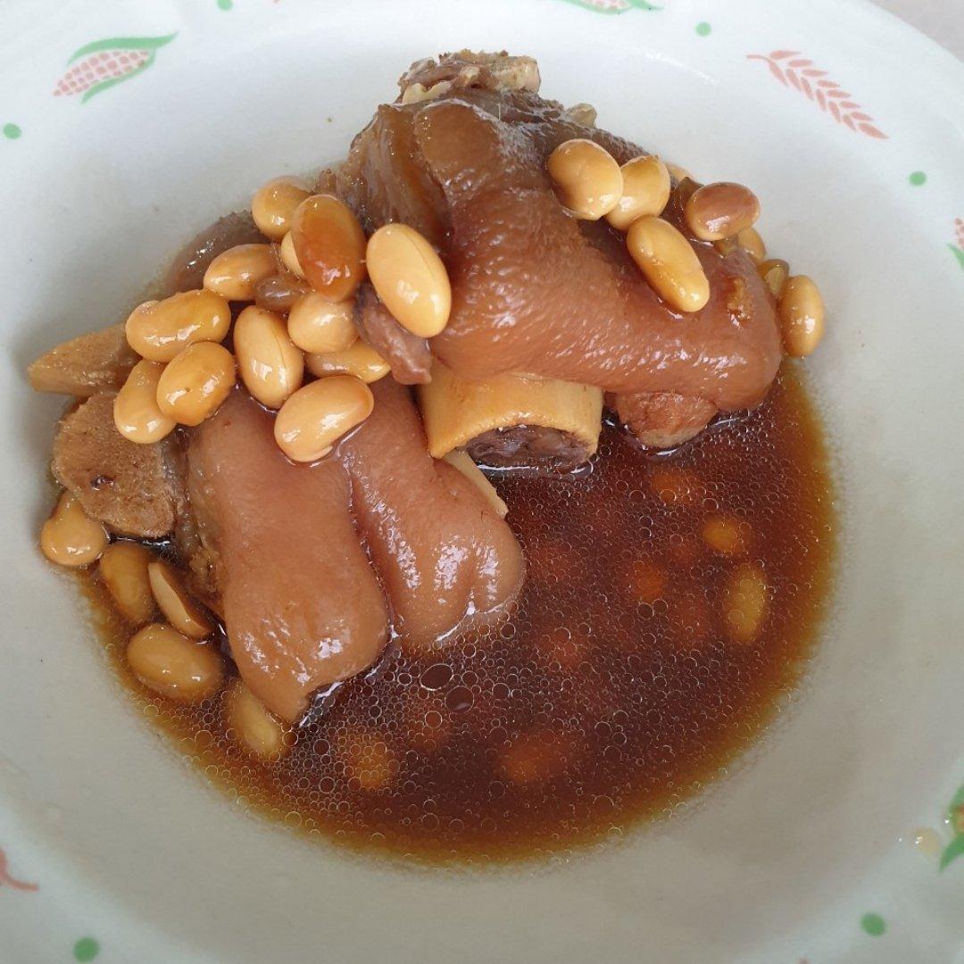 黄豆焖猪蹄（高压锅）