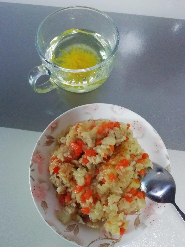 土豆焖饭（电饭锅版）