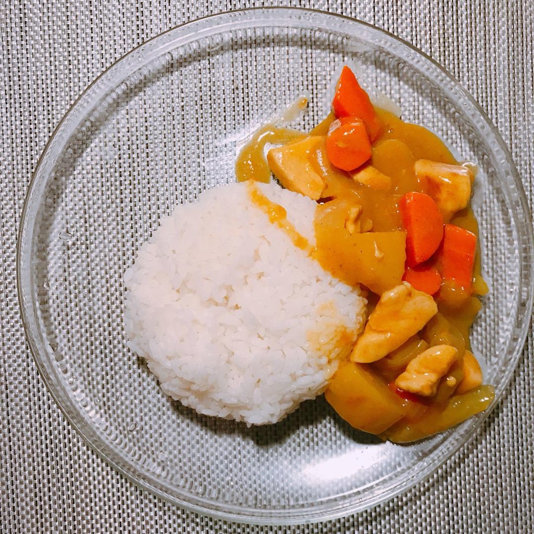 咖喱鸡肉饭
