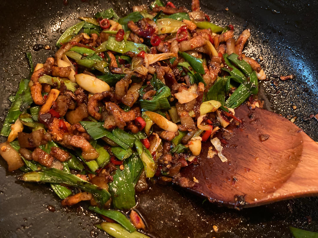 蒜苗回锅肉——经典川菜