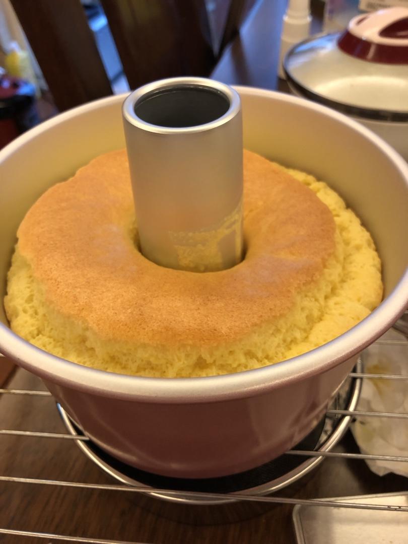 7寸中空戚风蛋糕