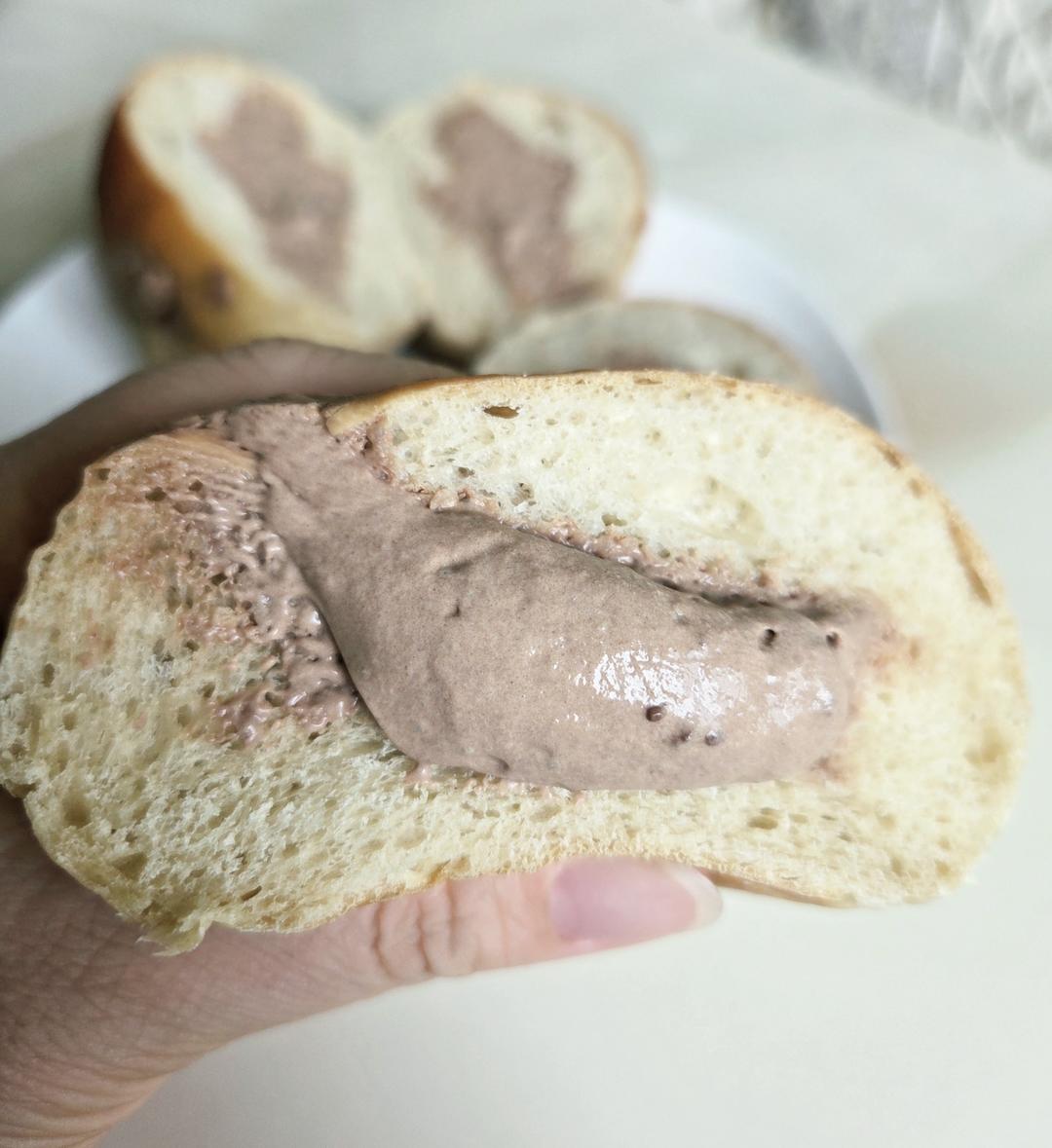 摩卡巧克力冰面包🍞冰冰凉凉的固体咖啡