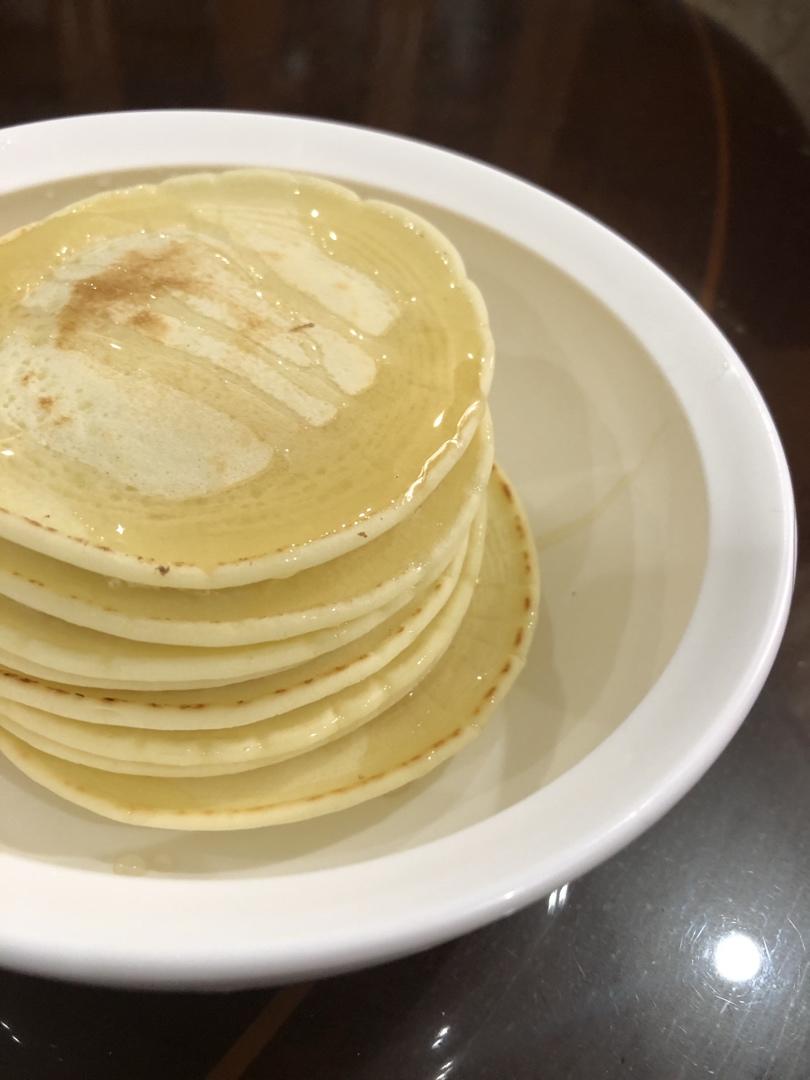 无麸质无泡打粉pancakes