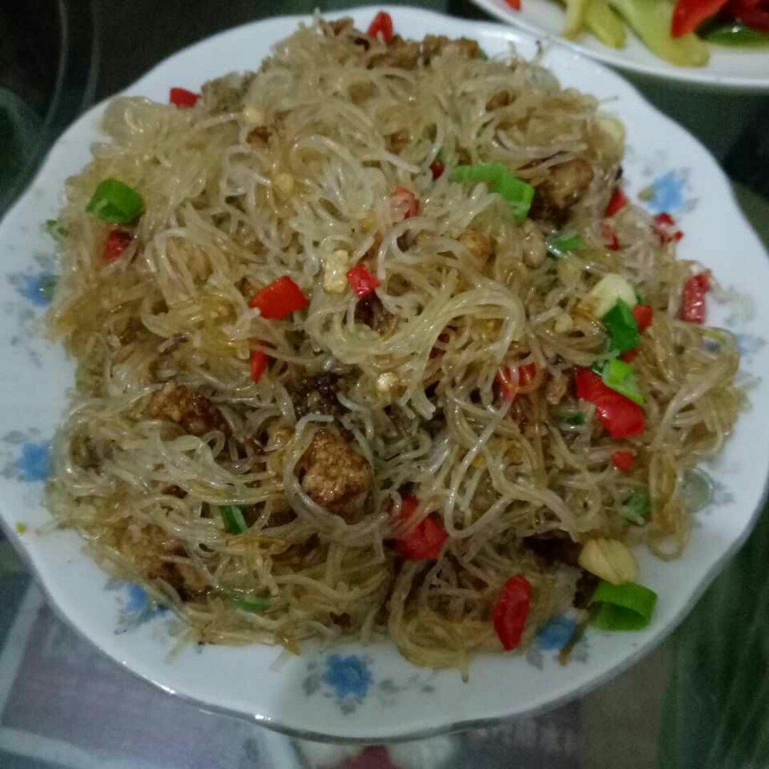 蚂蚁上树