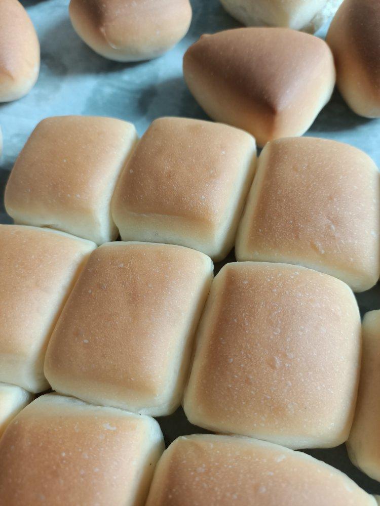 楚禾做的一次发酵牛奶面包小方