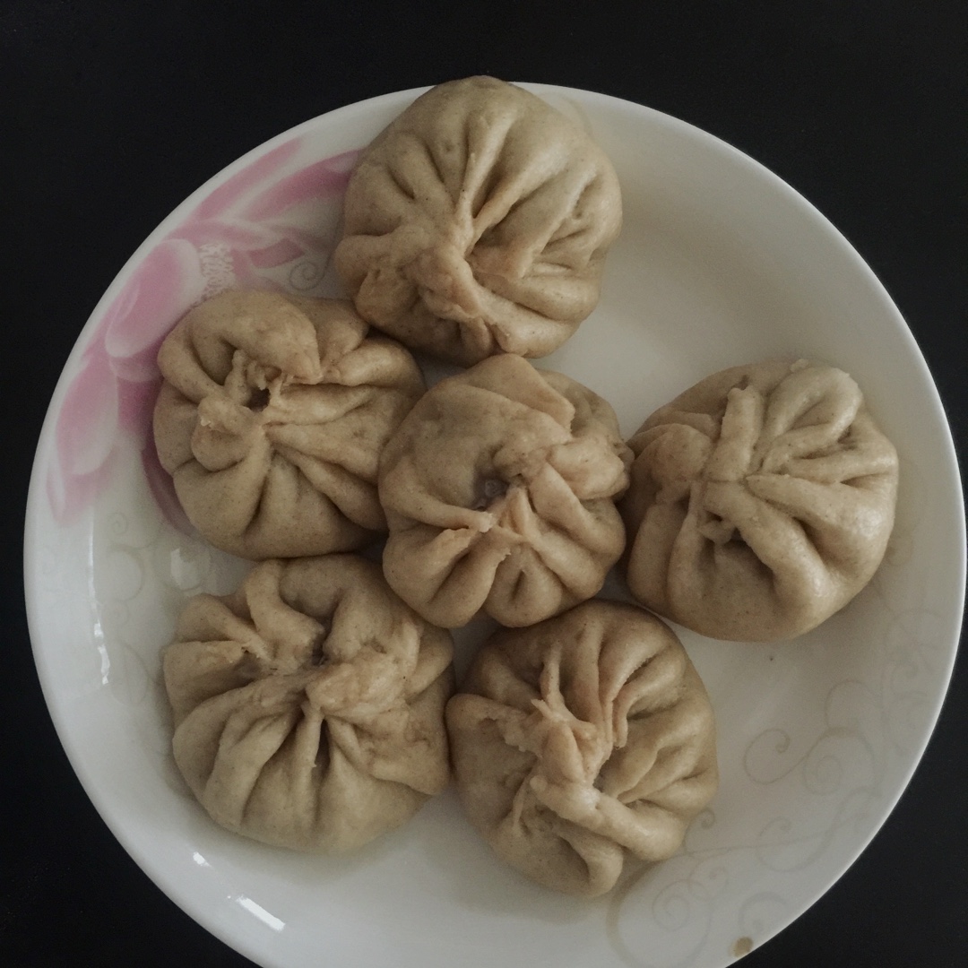 鲜美多汁的洋葱牛肉包子