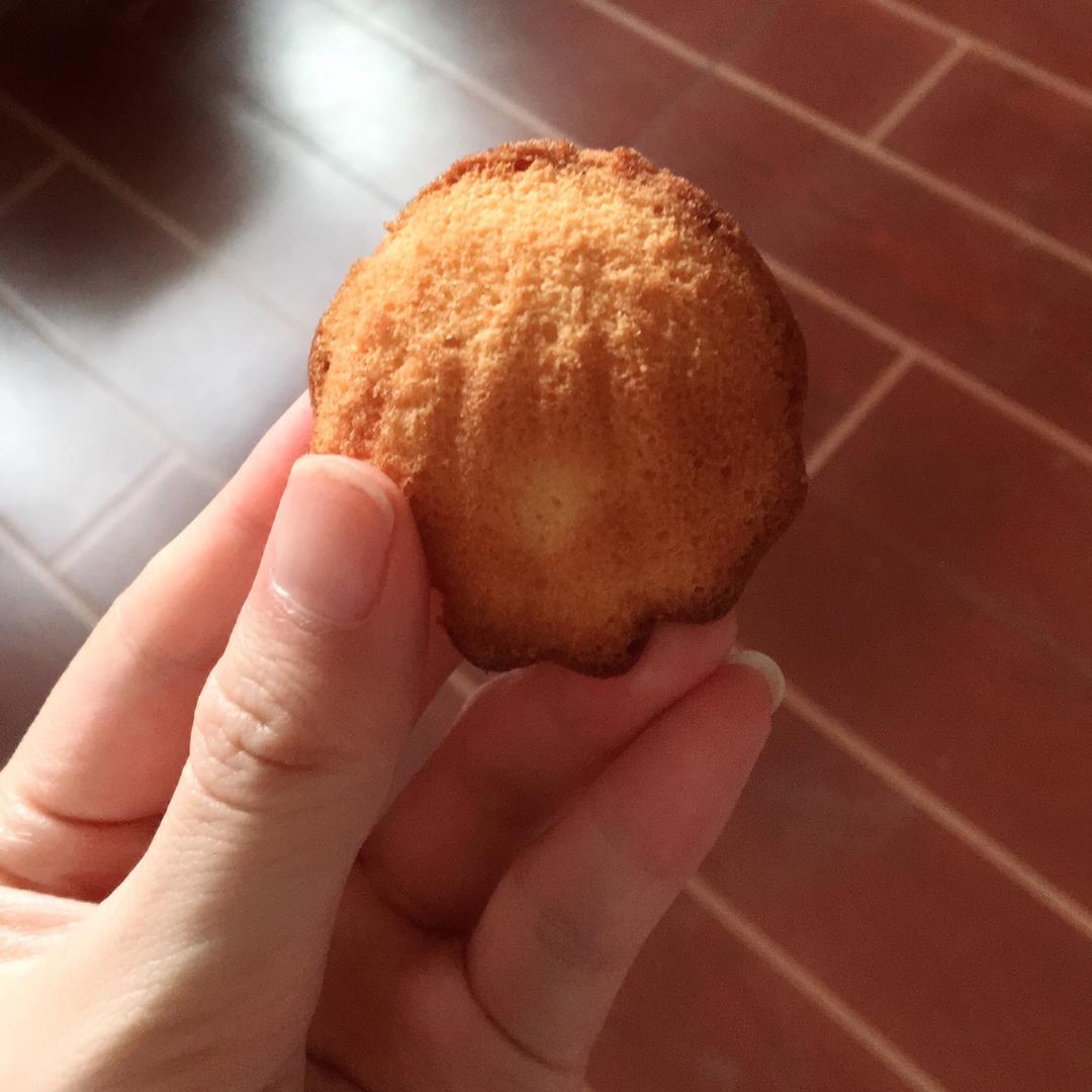 老式鸡蛋糕