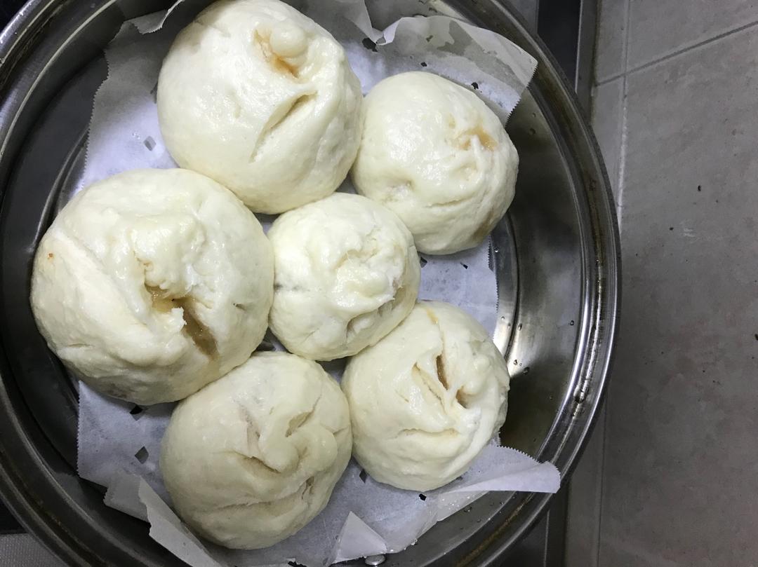 鲜肉包子