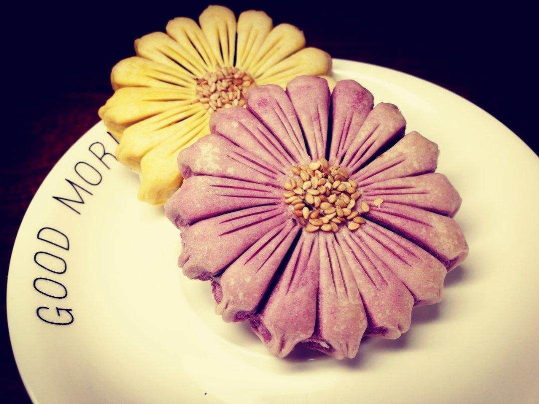 喵喵小琦做的の五彩莲花台 酥饼