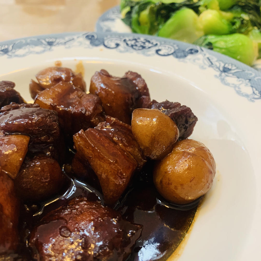 秘制板栗红烧肉