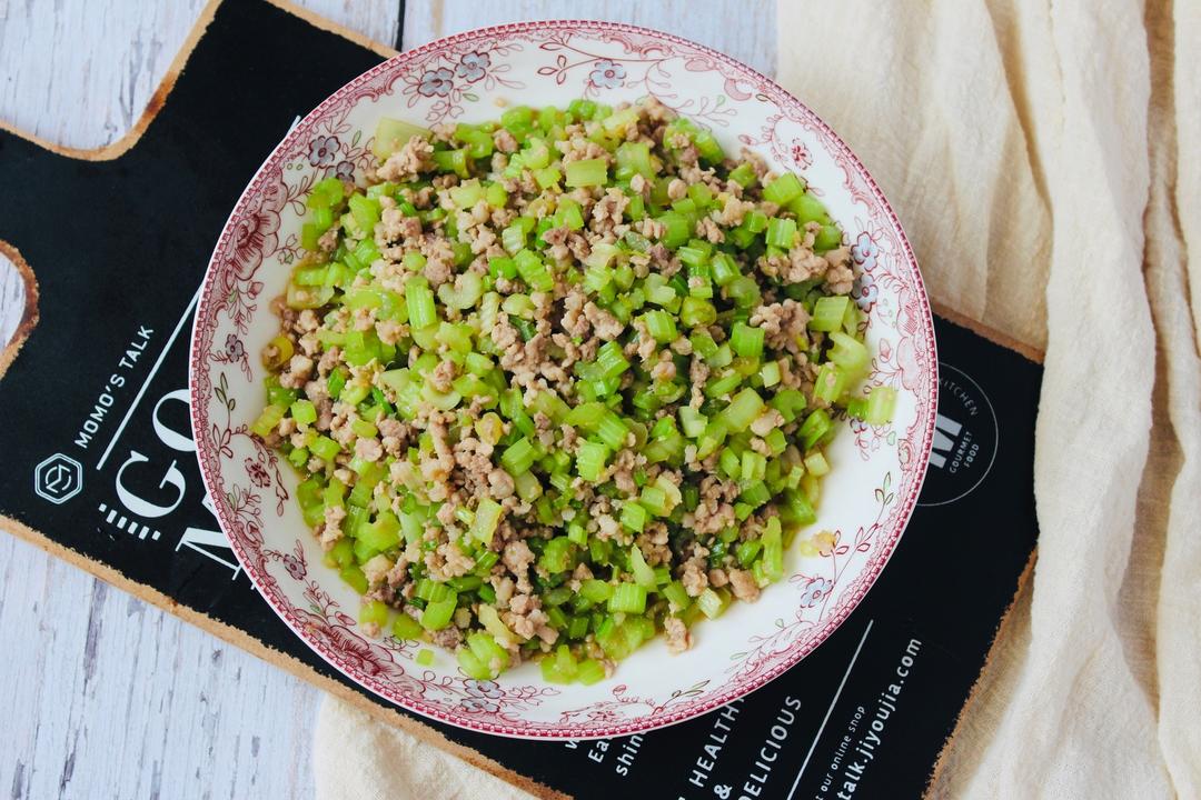 肉末炒芹菜丁的做法