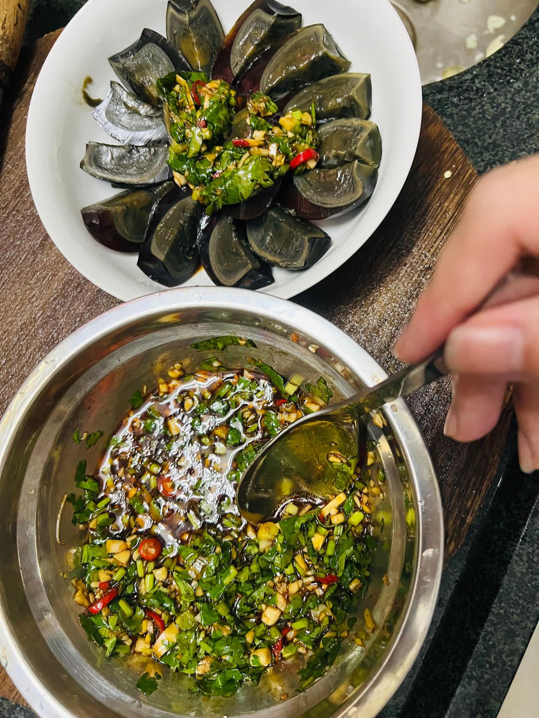 凉拌松花蛋😁