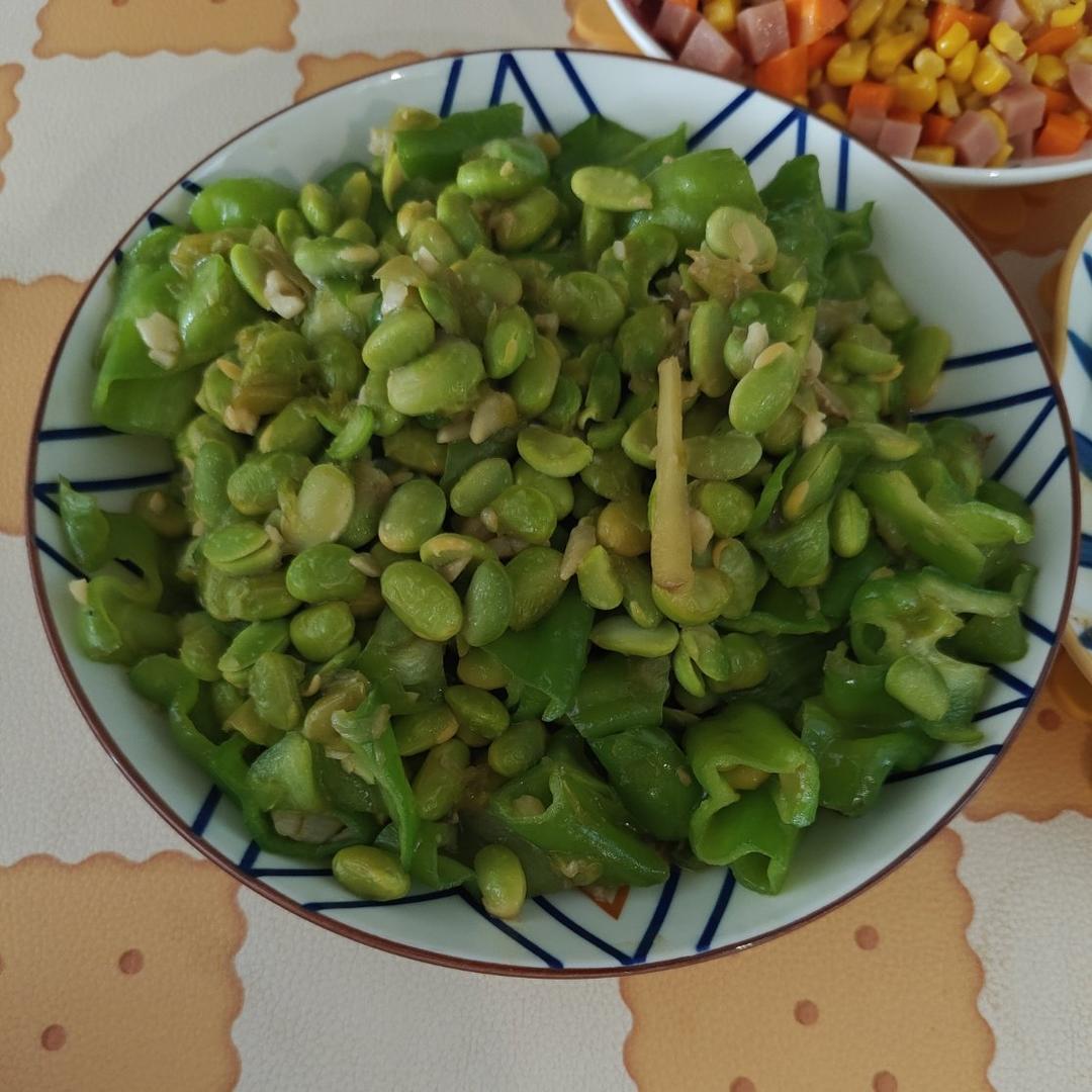 下饭菜青椒炒毛豆