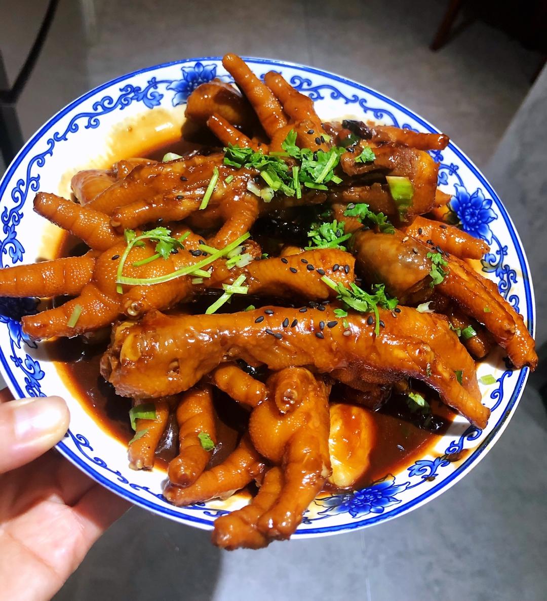 “销魂”卤鸡爪