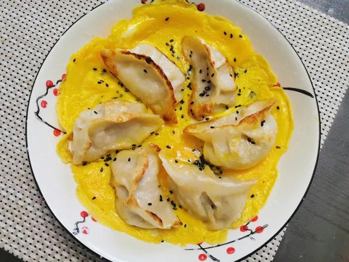 堂妈小厨——抱蛋煎饺