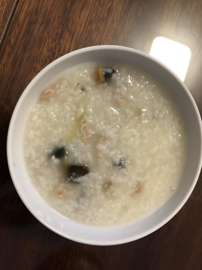 十五分钟快手之香滑皮蛋瘦肉粥(附五分钟电饭煲电压力锅更快捷方法)