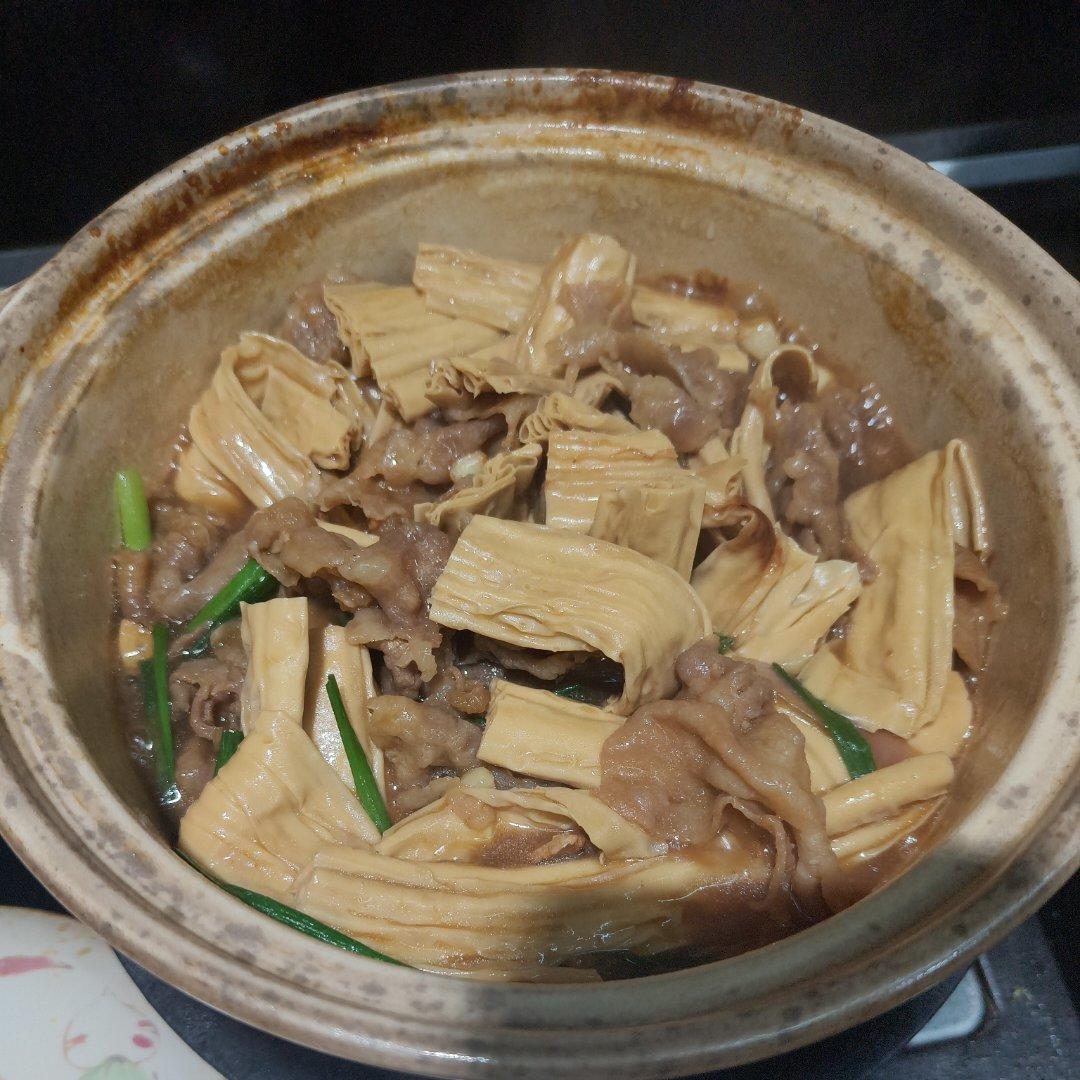 强强联手的腐竹焖牛肉