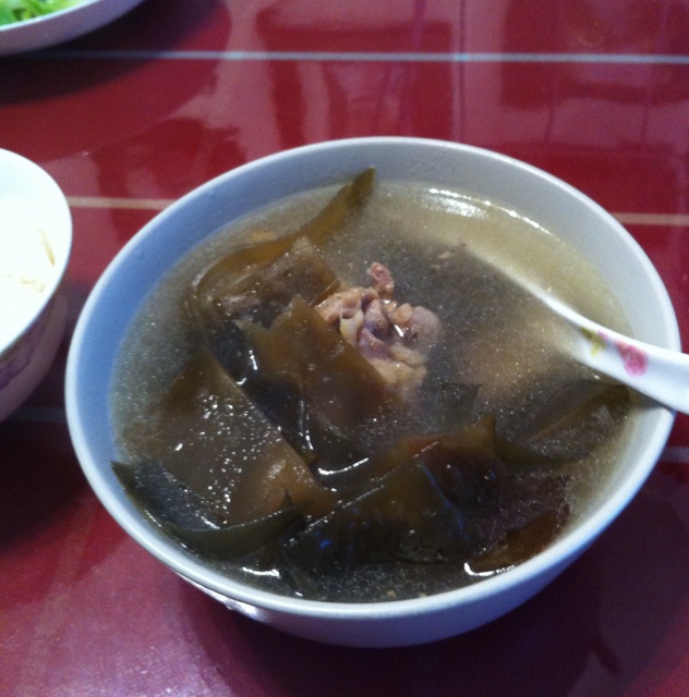 排骨海带豆腐汤
