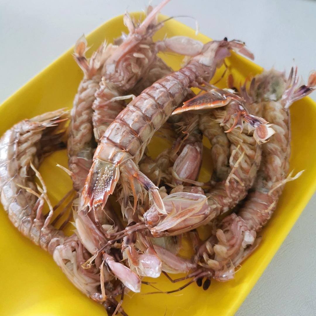 午餐•2022年4月10日