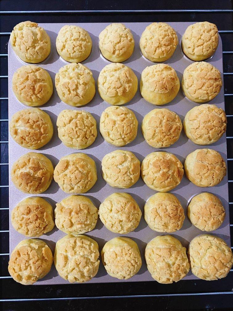 酥皮奶油泡芙--#皮黑森林#