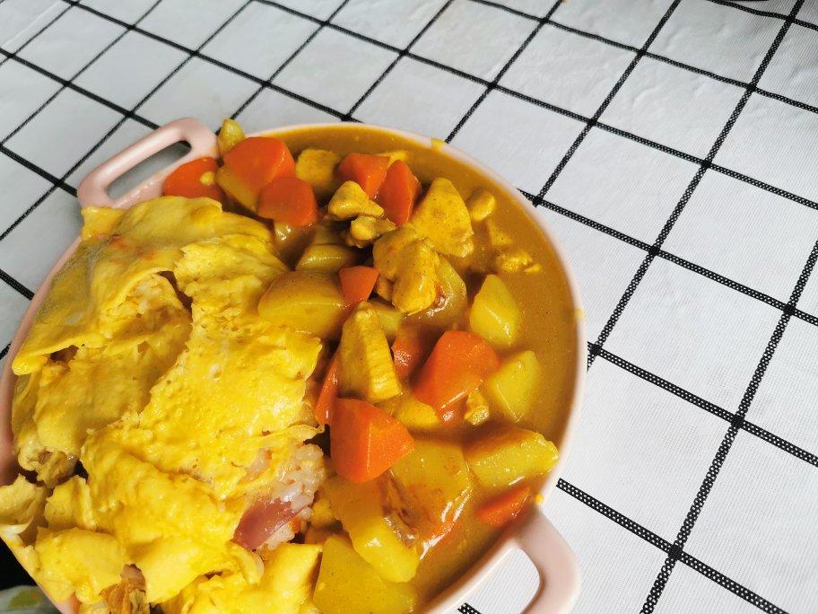 这是头牌了丨好吃的飞起来～🍛咖喱蛋包饭