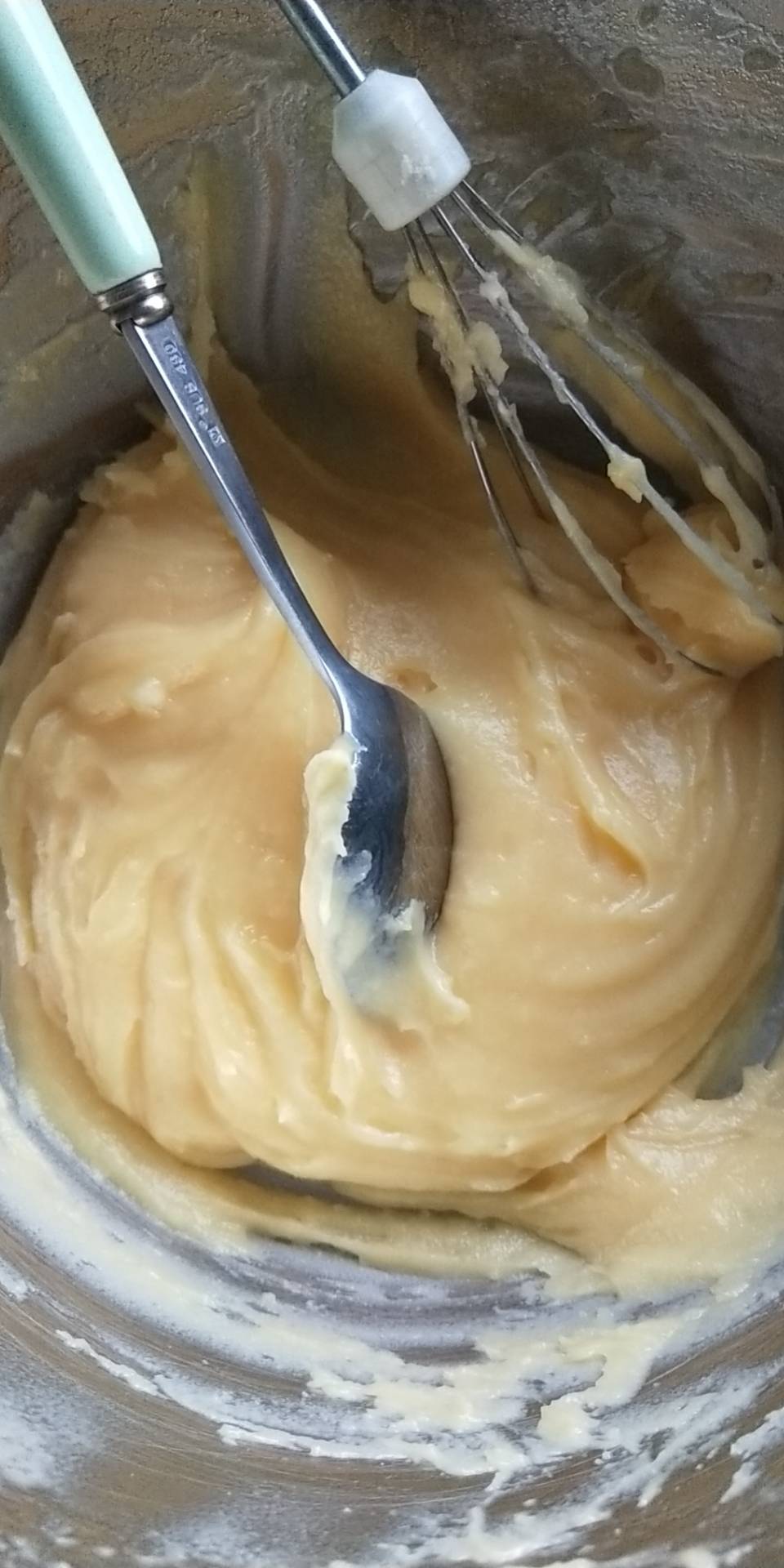 简单易成功的奶油小泡芙做法