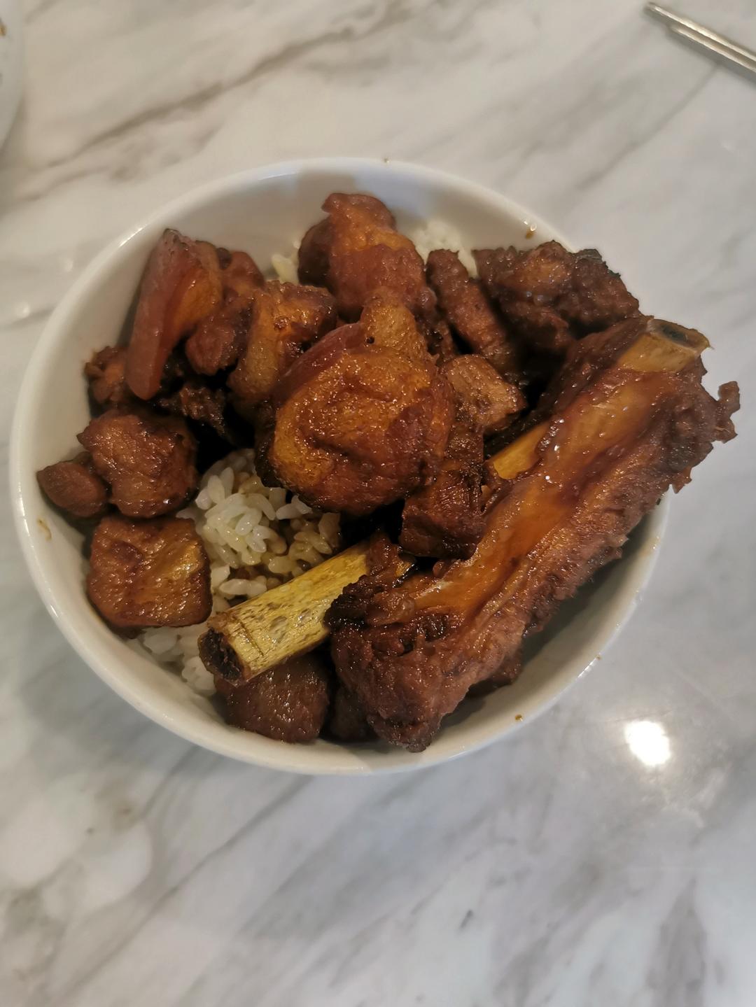 小美 | 卤肉饭