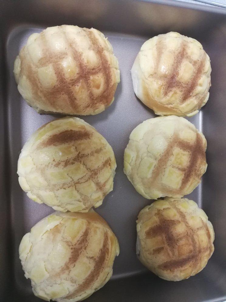 菠萝包
