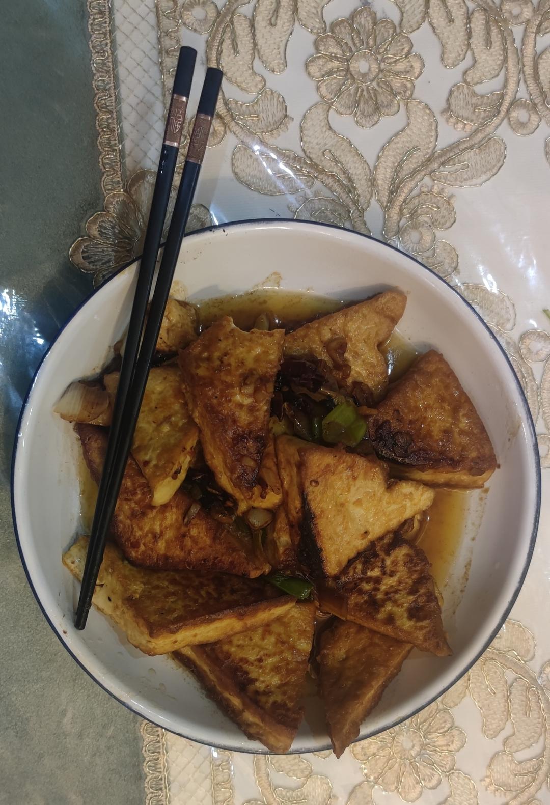 焖煎豆腐