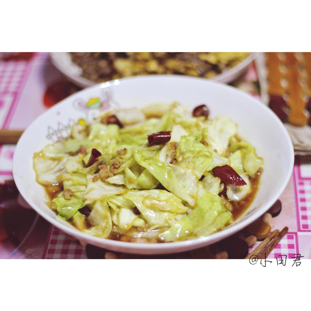 阿婆手撕包菜