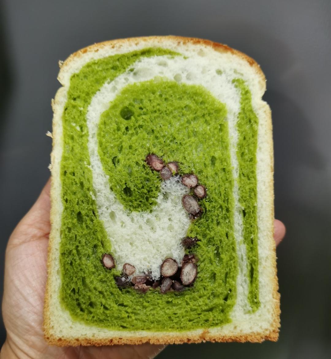 中种北海道吐司以及变种抹茶红豆双色吐司