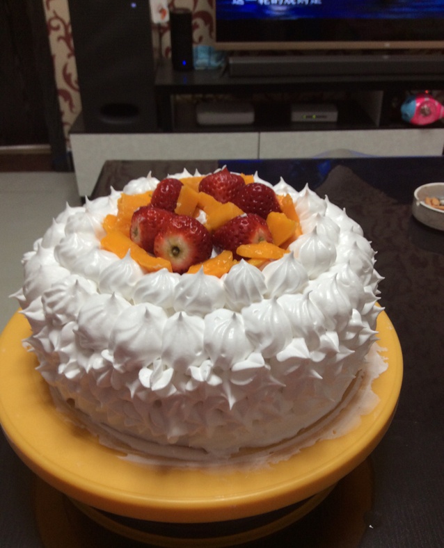 小清新草莓奶油戚风蛋糕裱花蛋糕