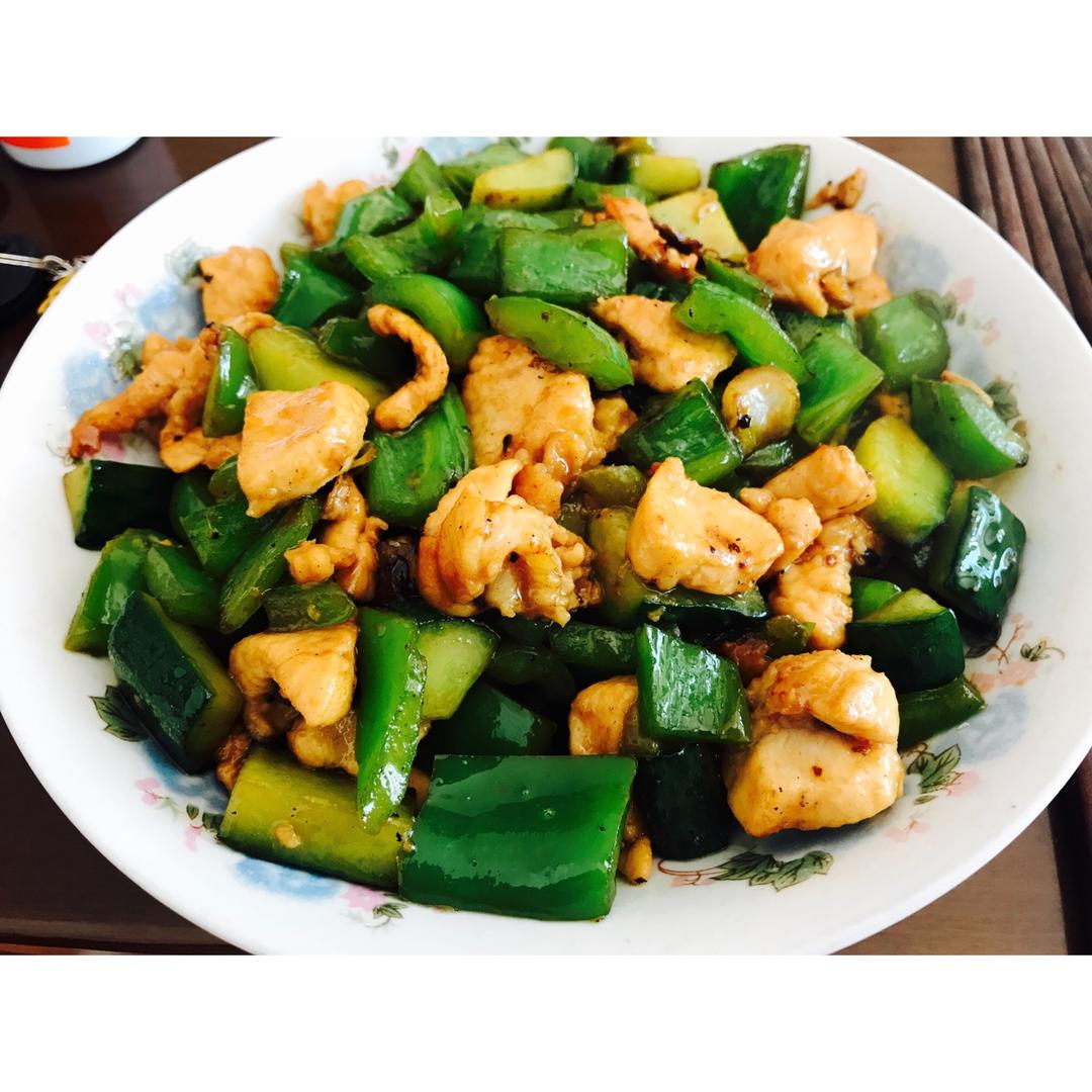 青椒炒鸡腿肉（大厨级别）
