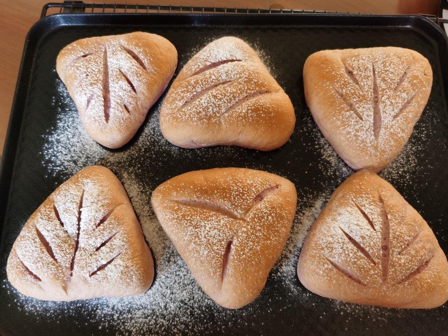 紫薯蜜豆小吐司