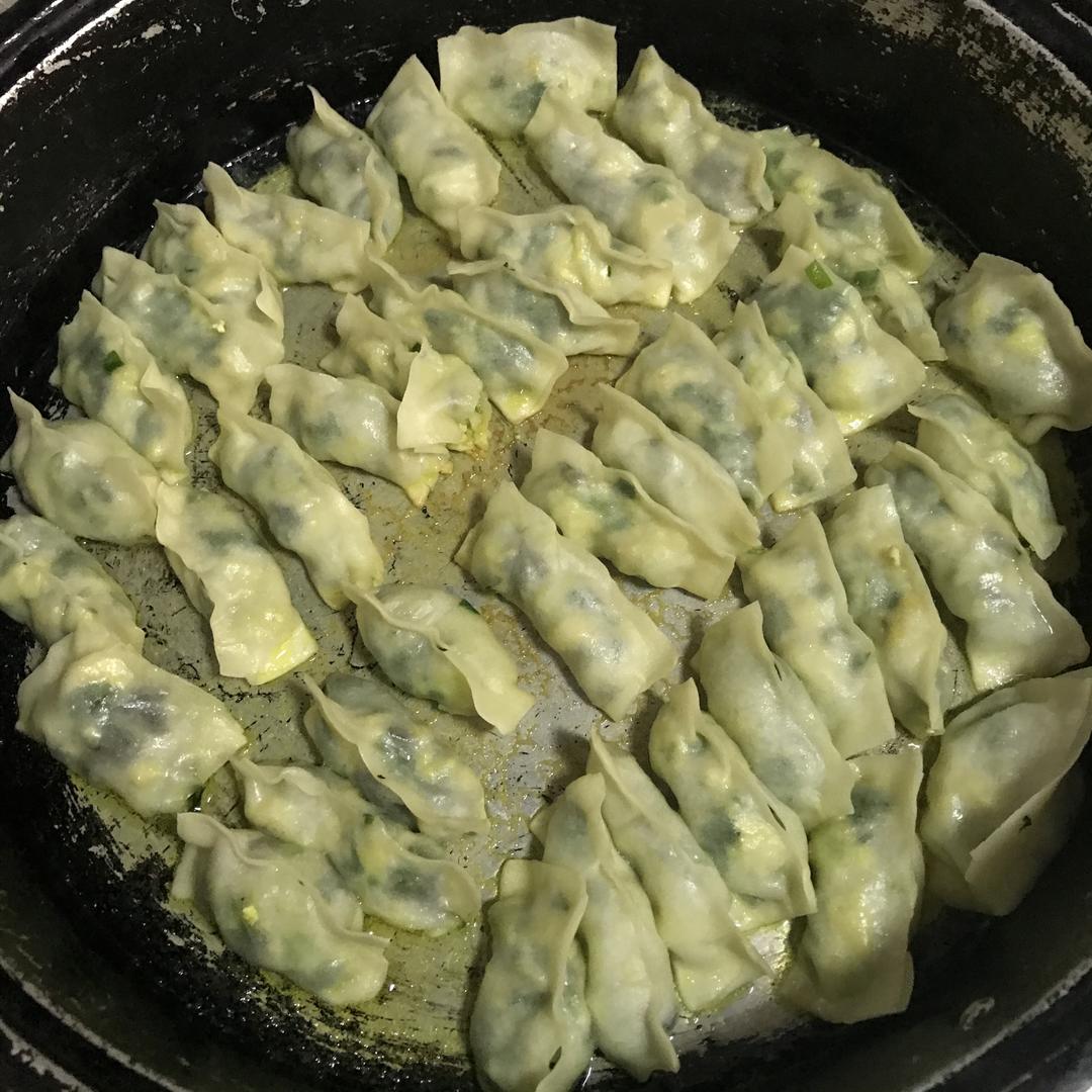 不好看的煎饺的做法