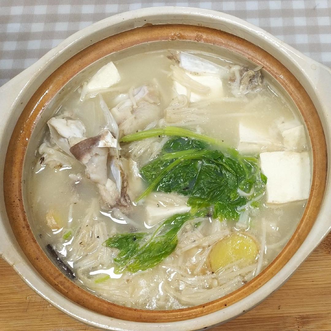 砂锅鱼头炖豆腐