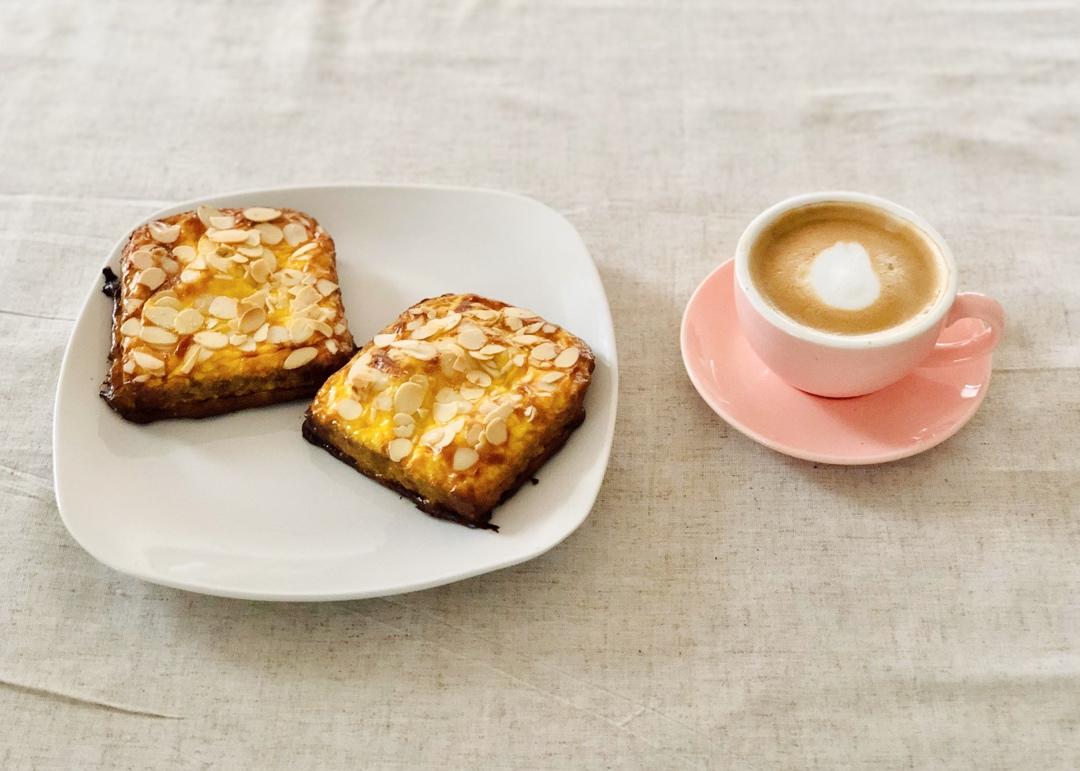 懒人版岩烧乳酪片快速消耗吐司片奶酪