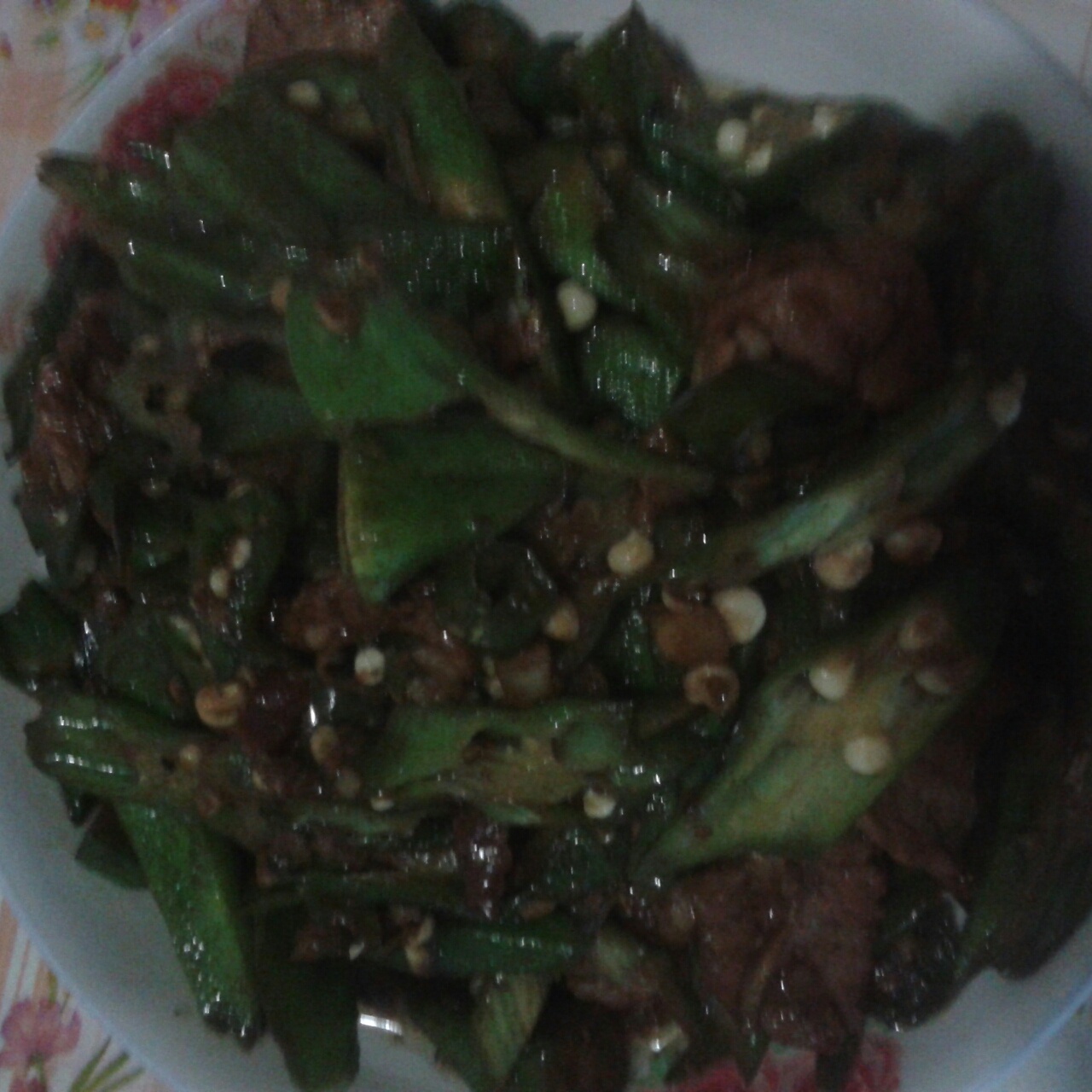 五花肉炒秋葵