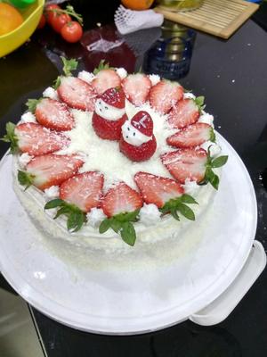 草莓奶油生日蛋糕的做法 步骤5
