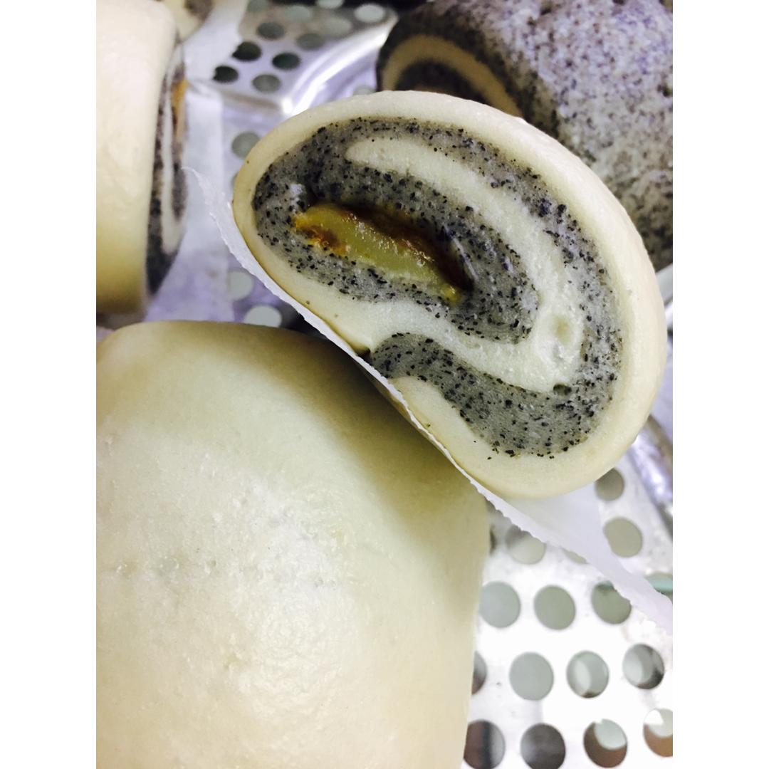 在面包机帮助下蒸馒头