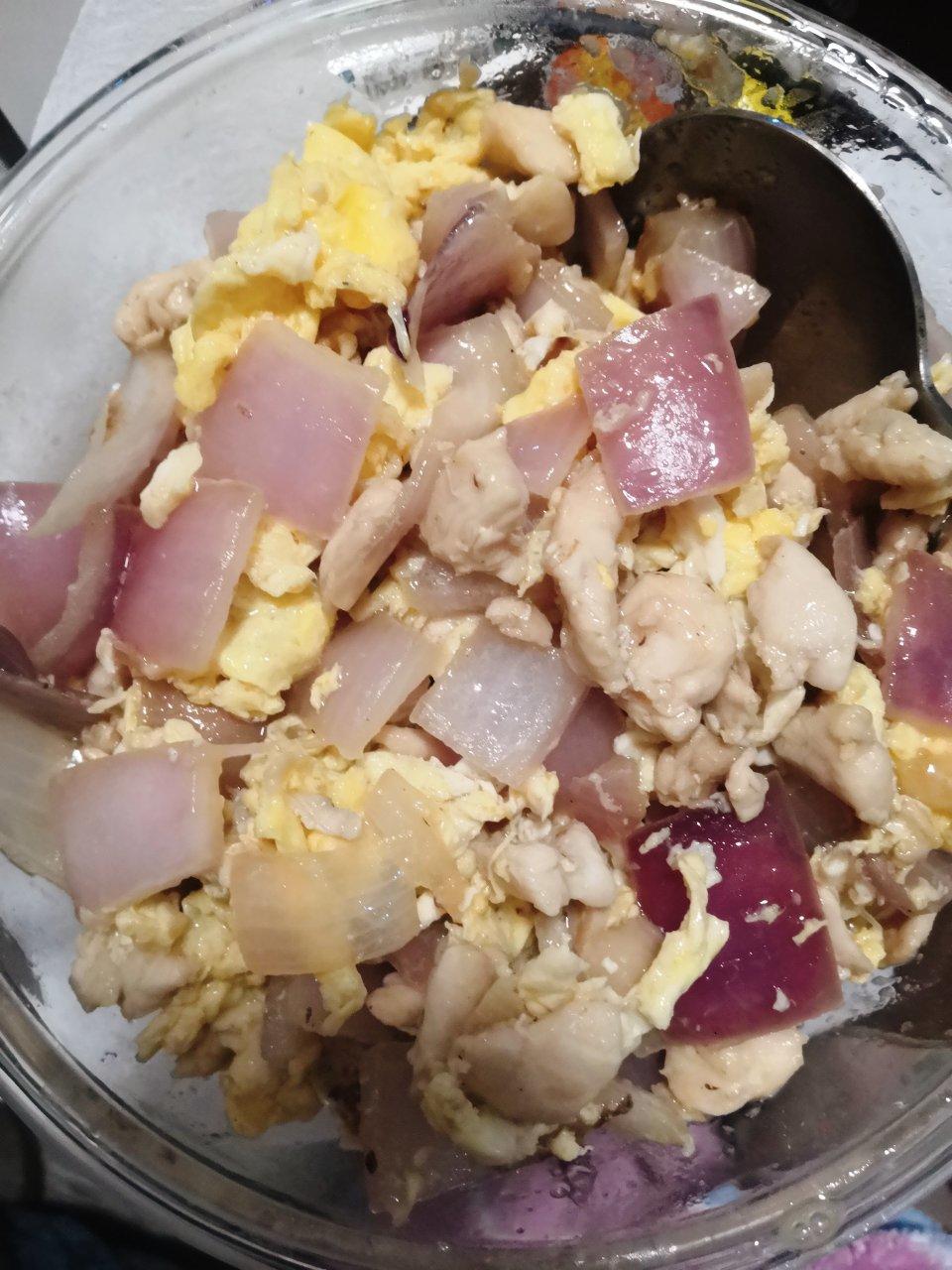 洋葱炒鸡胸肉（不一样的味道）