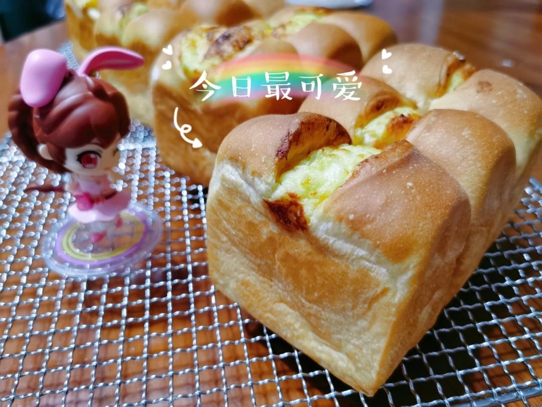 软到直不起腰的云朵榴莲吐司